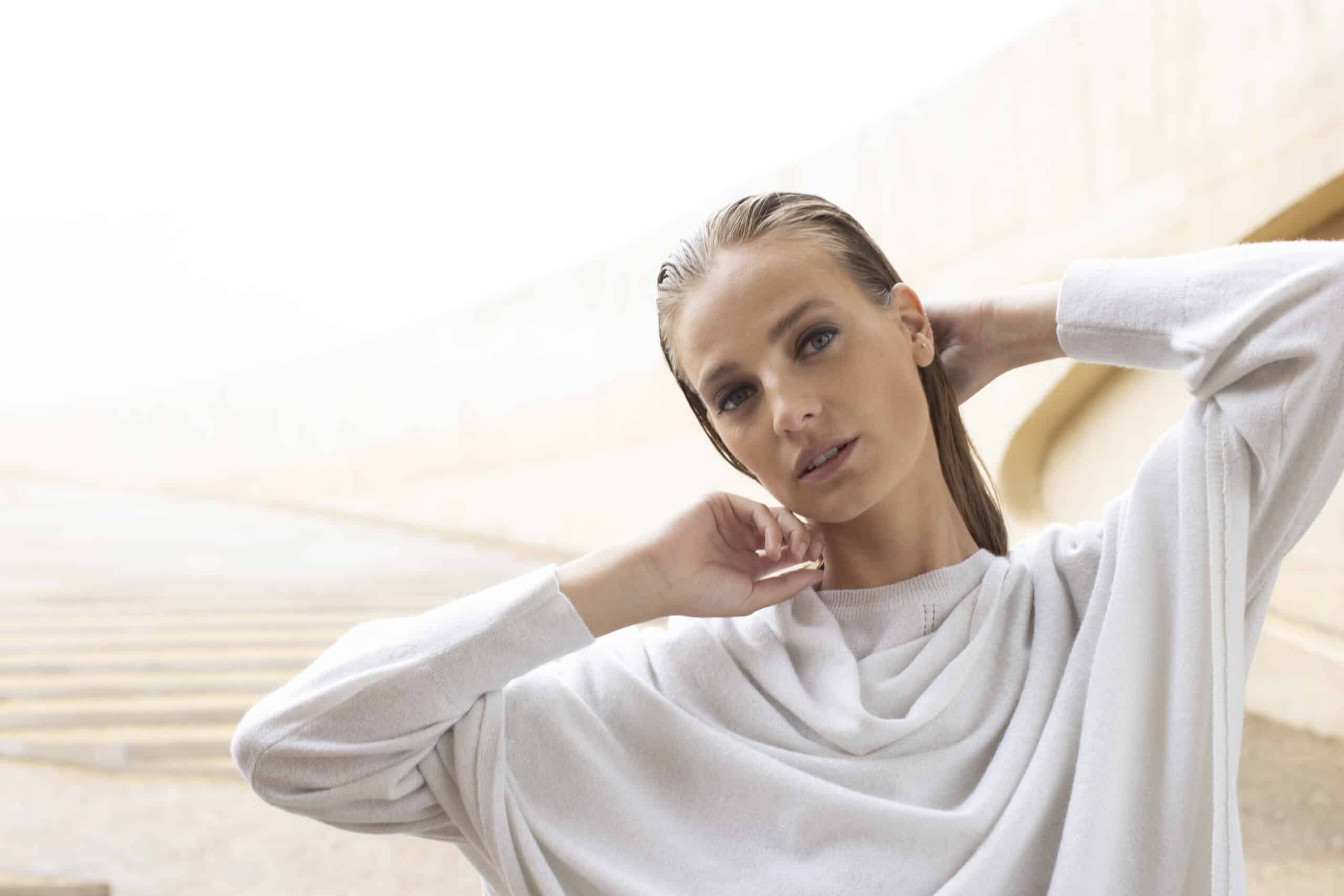 Ivory limited edition glitter sweater - Image 3