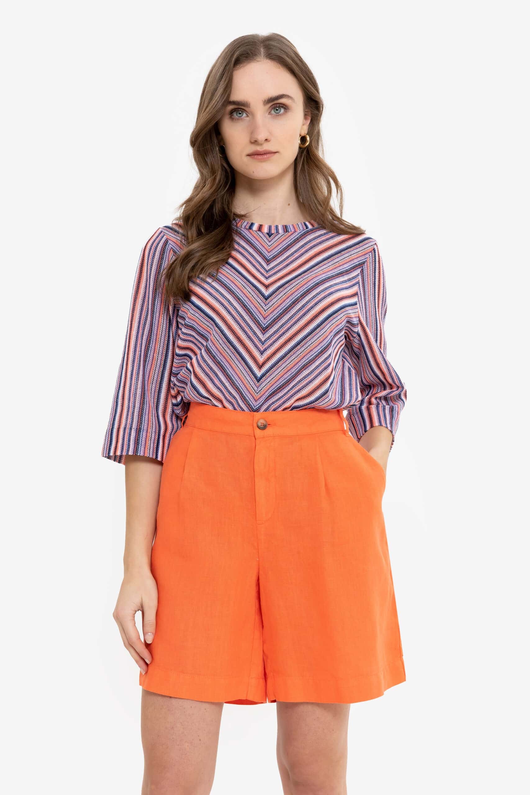 Orange shorts - Image 3