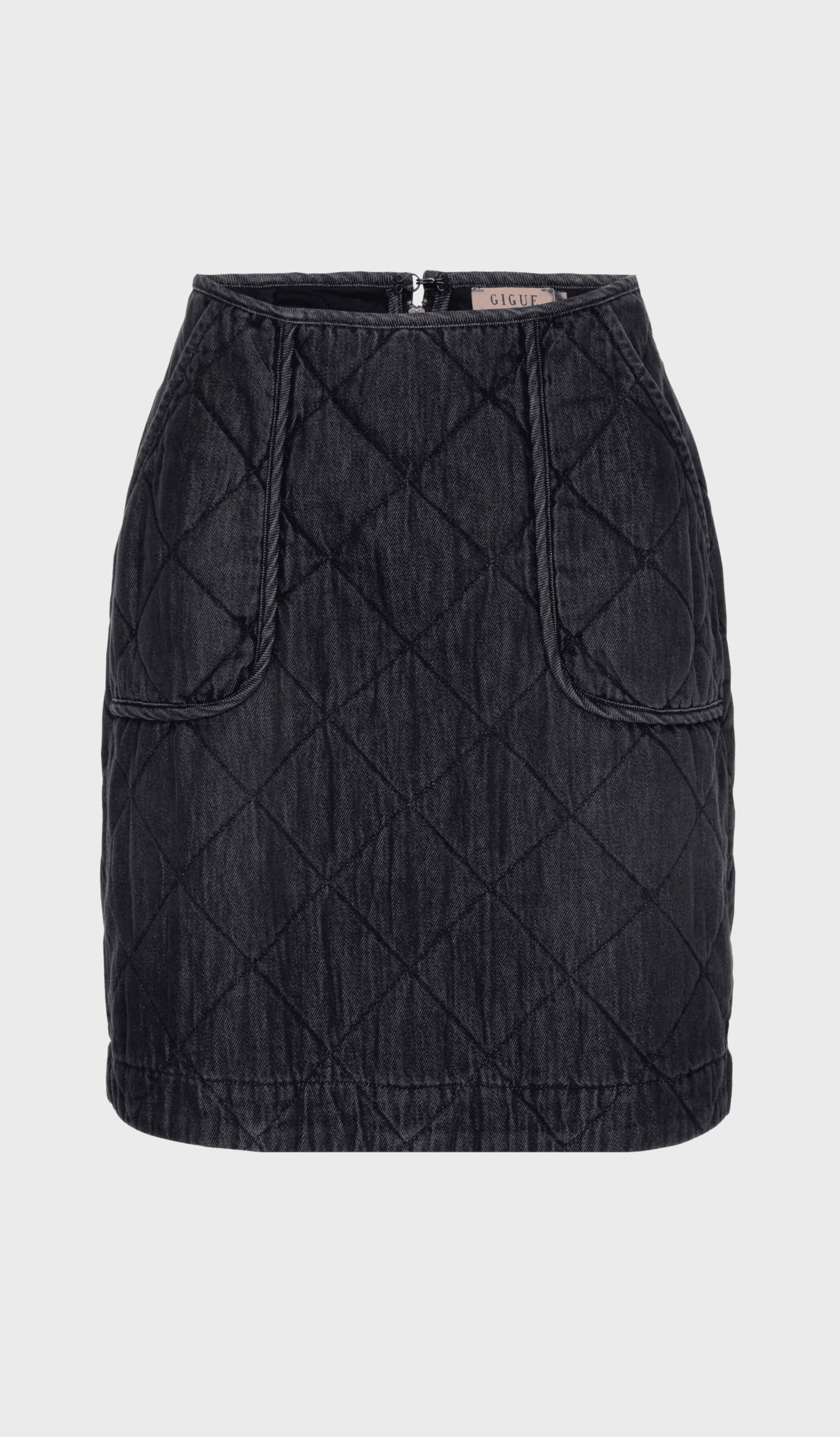 Grey quilted skirt with pockets