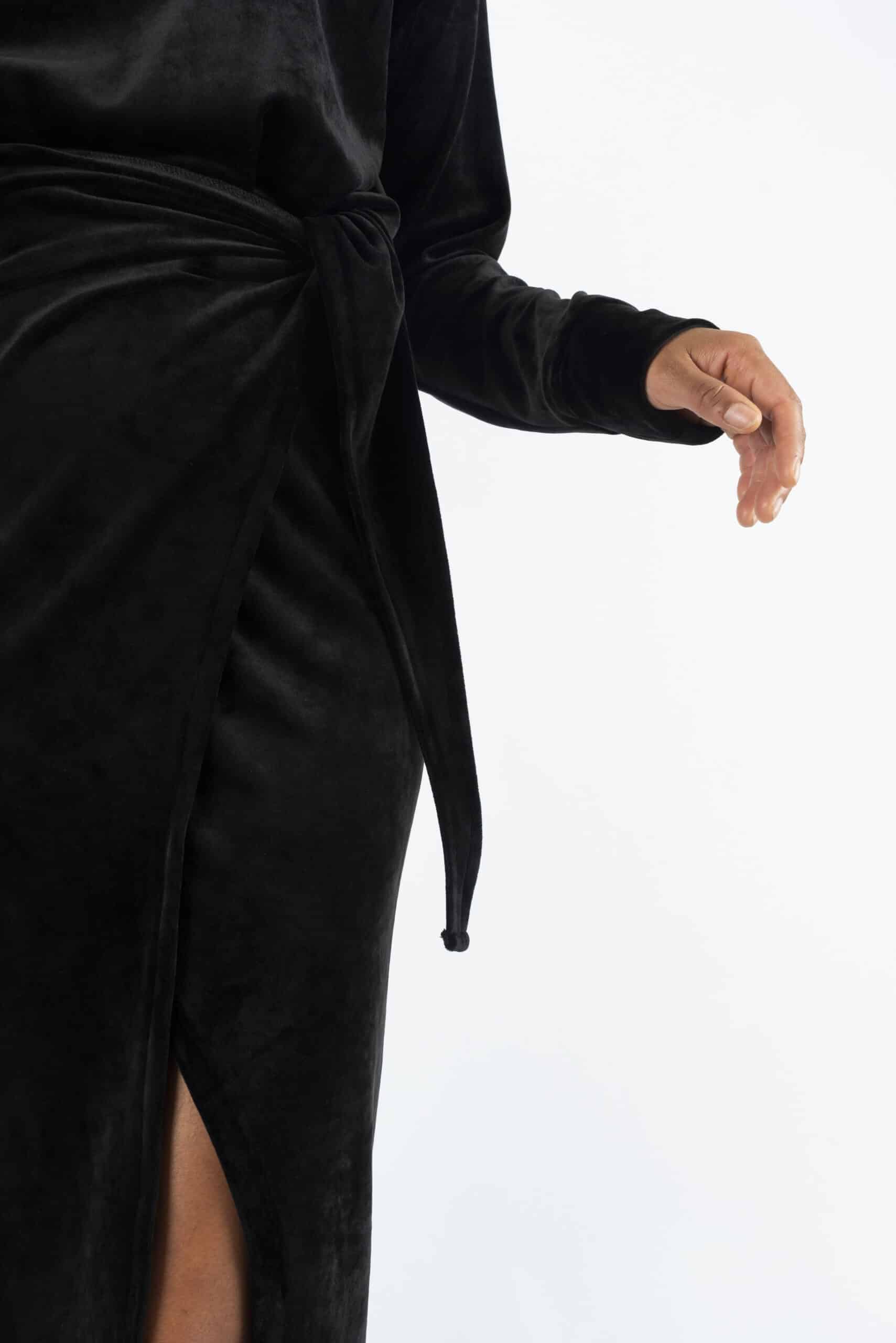 Black velvet faux-wrap hooded dress - Image 6