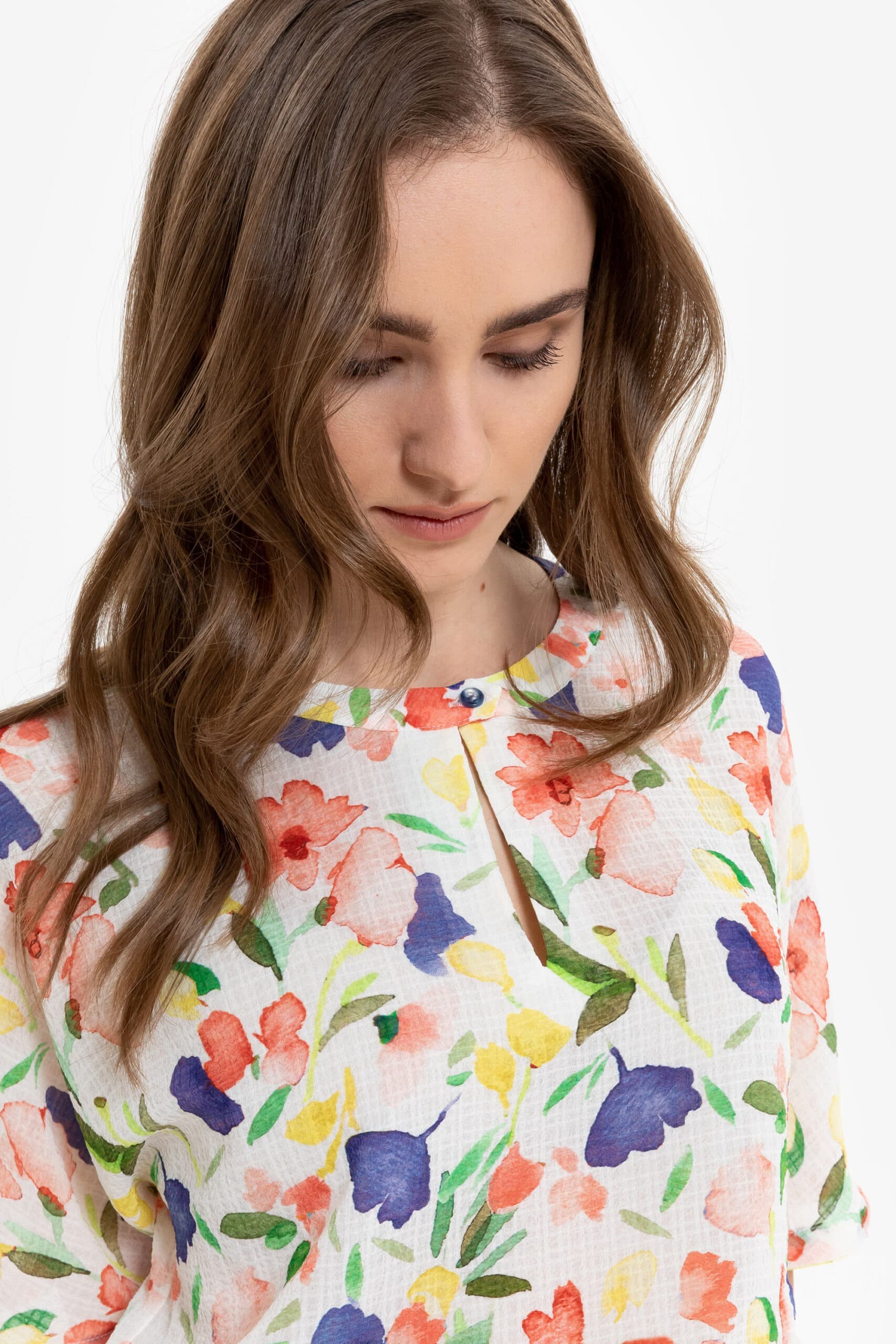 Multicolor floral blouse with front cutout - Image 2