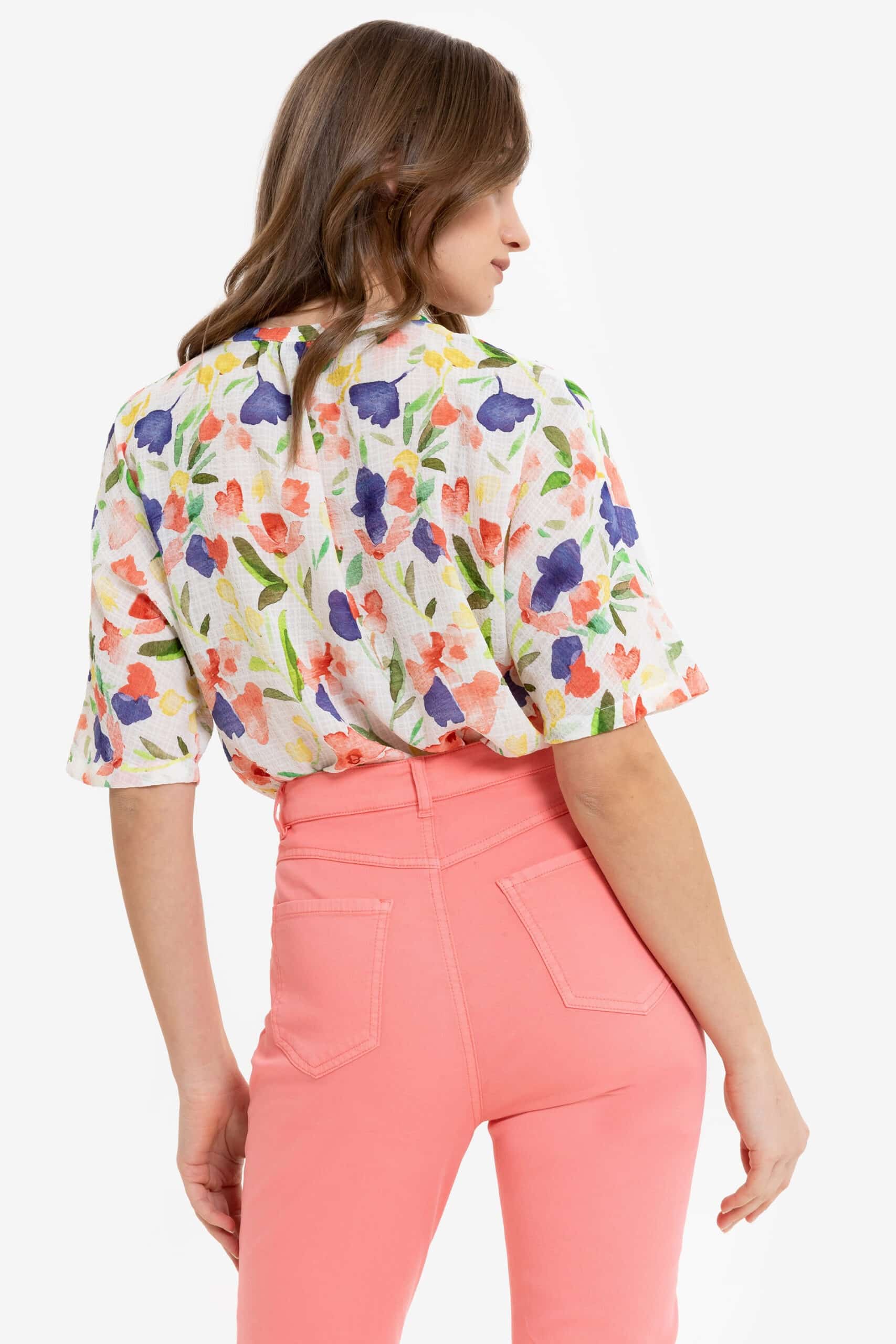 Multicolor floral blouse with front cutout - Image 3