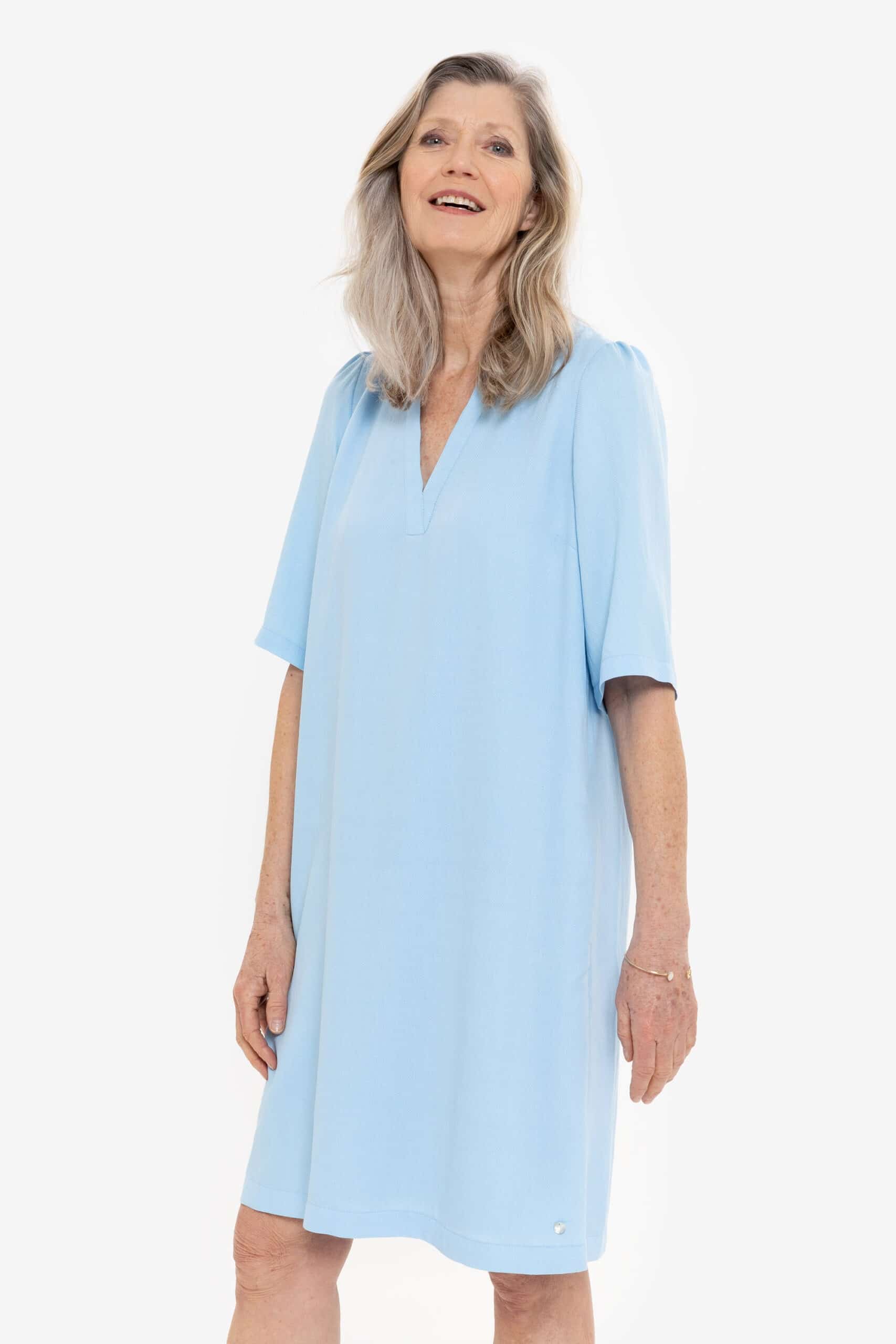Light blue flowy V-neck dress - Image 2