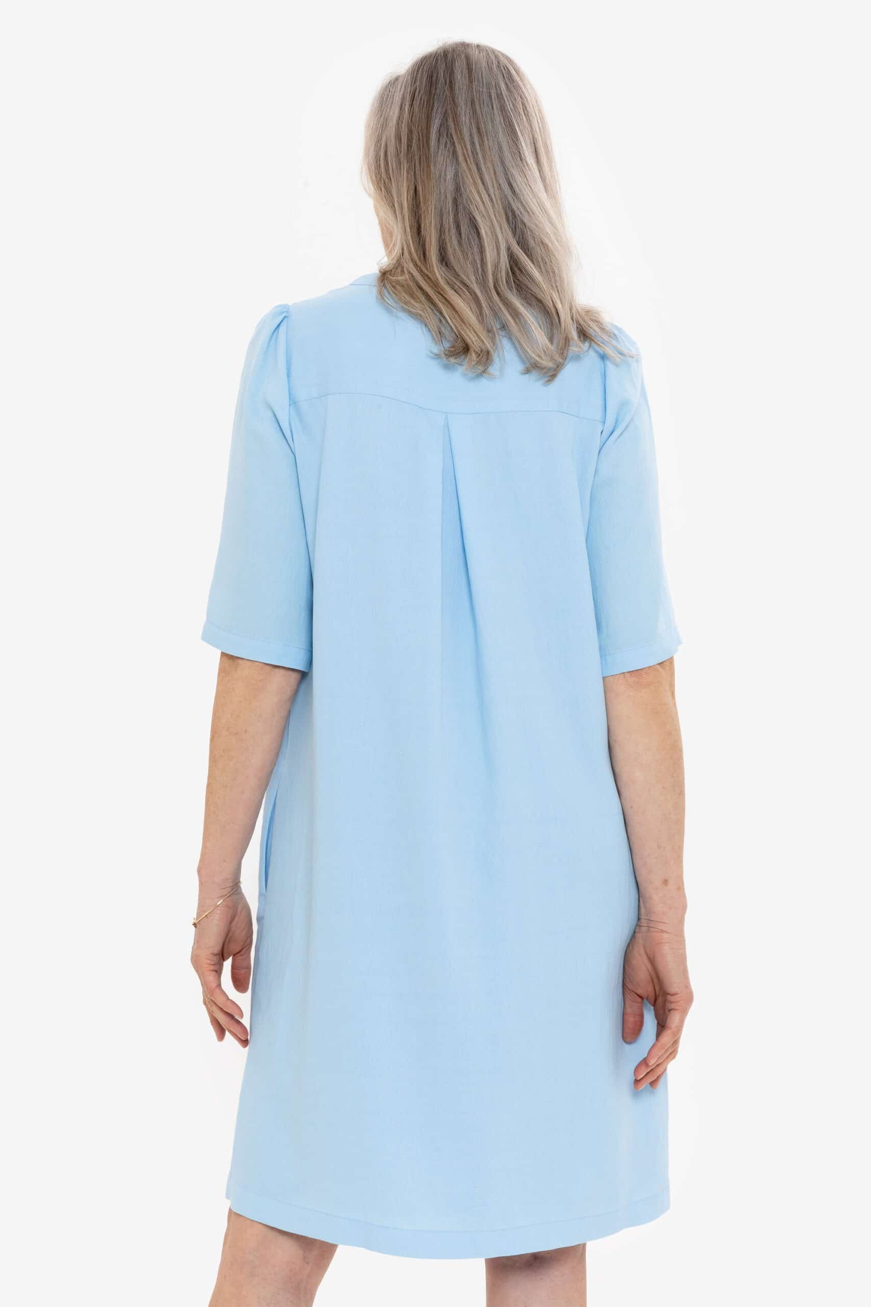 Light blue flowy V-neck dress - Image 3