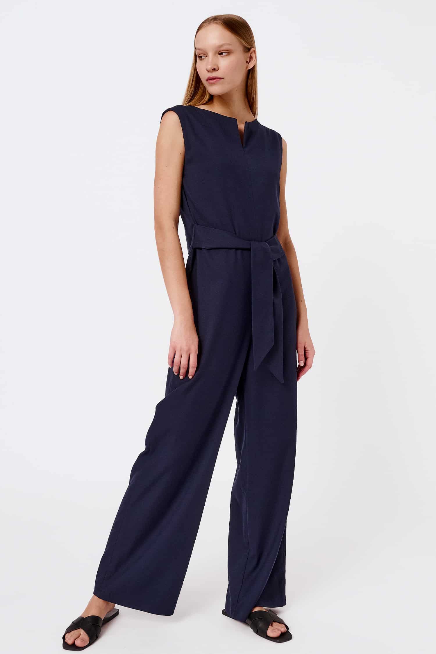 Belted sleeveless jumpsuit - Image 3