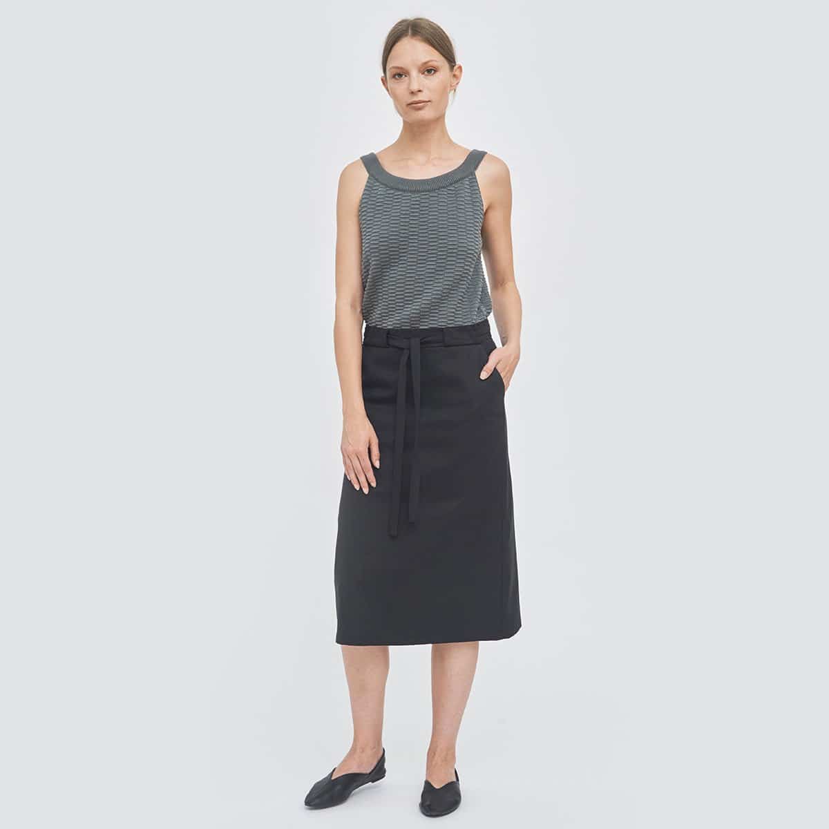 Skirt with a belt - Image 3